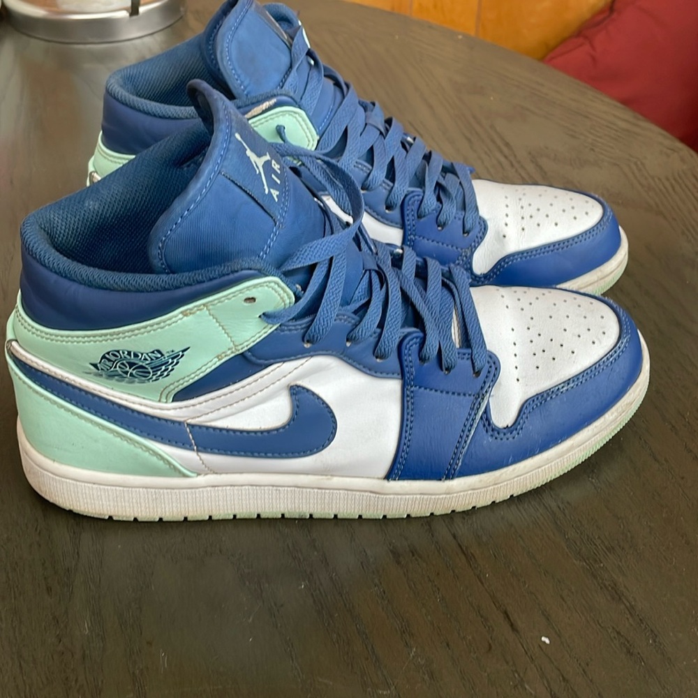 Nike Air Jordan 1 Mid Blue White Mint Green - Picture 3 of 12
